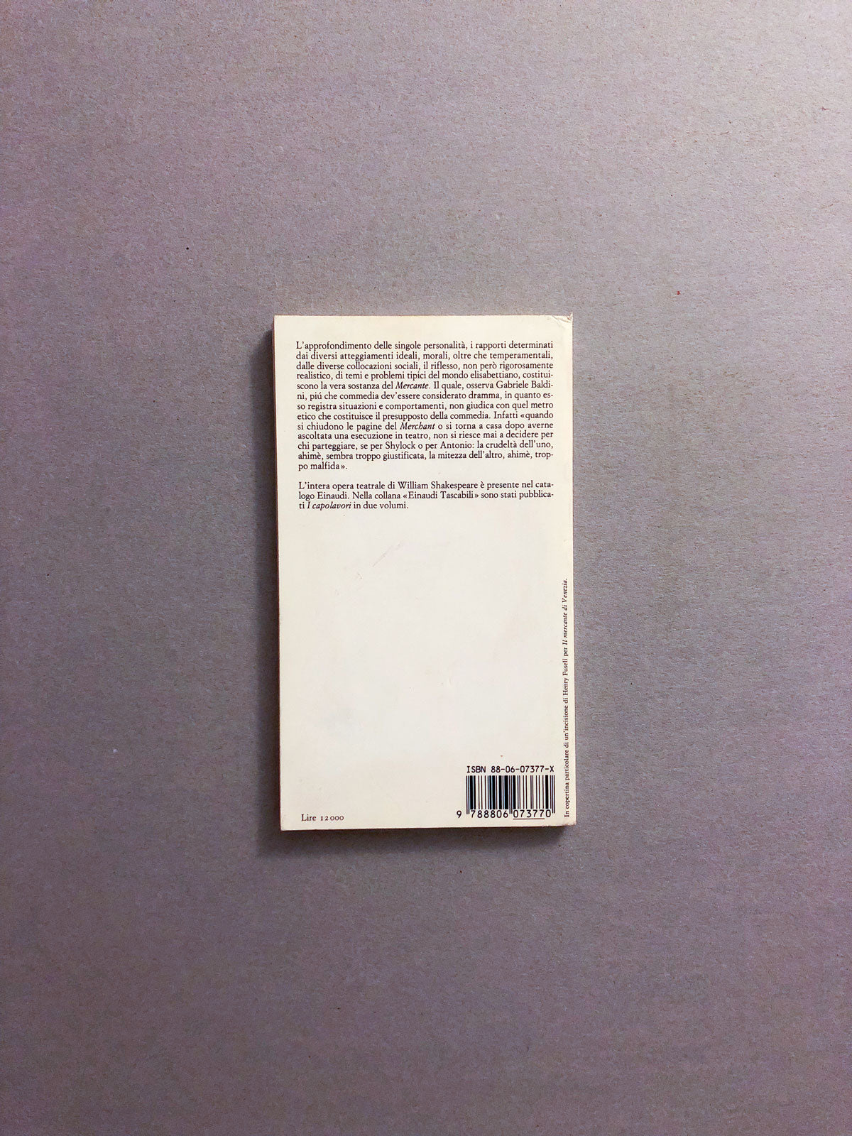 libro-il-mercante-di-venezia-william-shakespeare-einaudi-copertina-retro