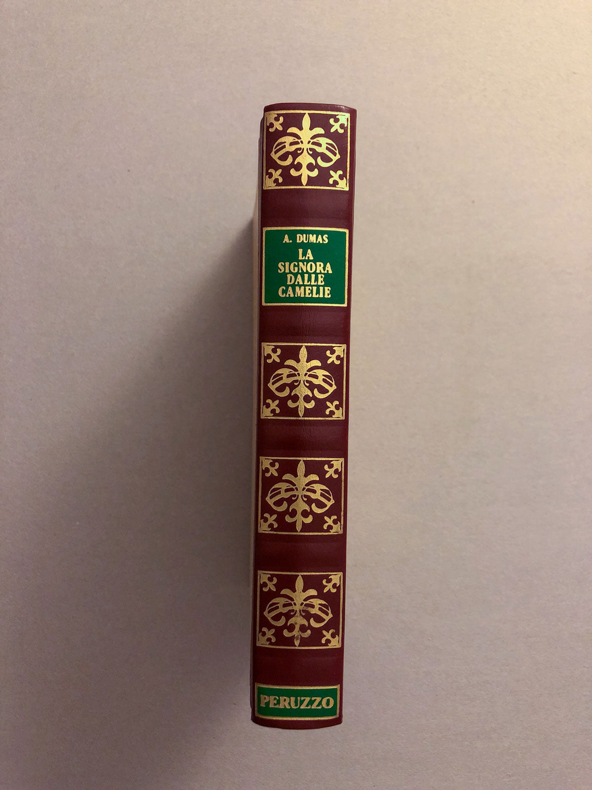 libro-la-signora-dalle-camelie-alexandre-dumas-dorso