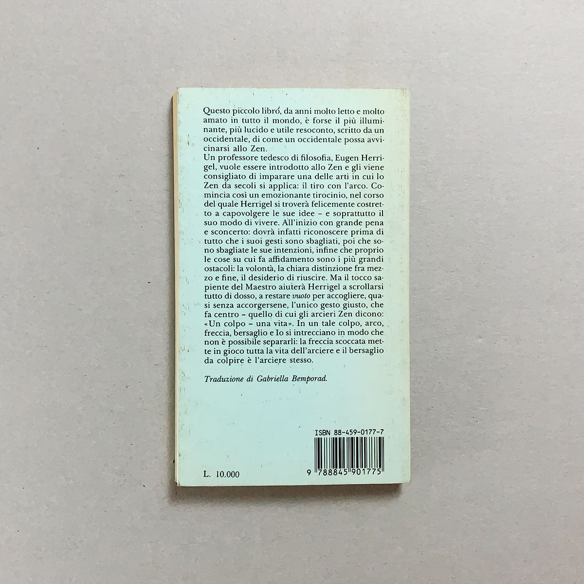 libro-lo-zen-e-il-tiro-con-l_arco-eugen-herrigel-adelphi-2