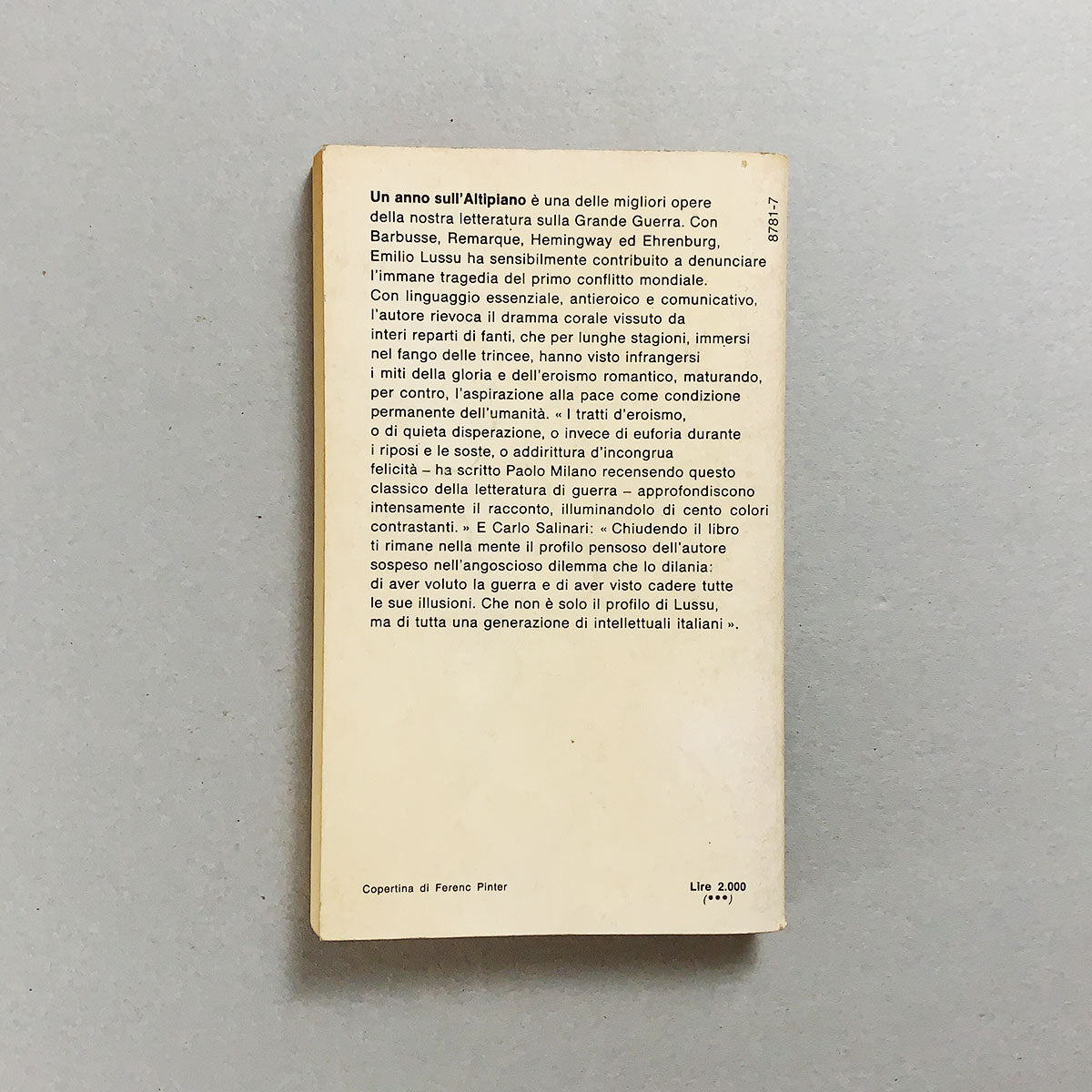 libro-un-anno-sull-altopiano-emilio-lossu-mondadori-2